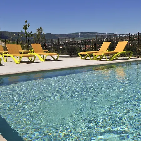 Domaine Saint Esteve 3*