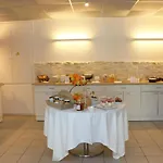 Domaine Saint Estève 3*