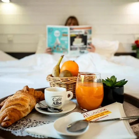 Hotel Domaine Saint Esteve 3*