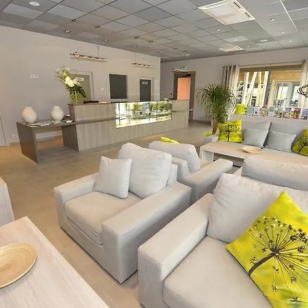 Hotel Domaine Saint Esteve 3*