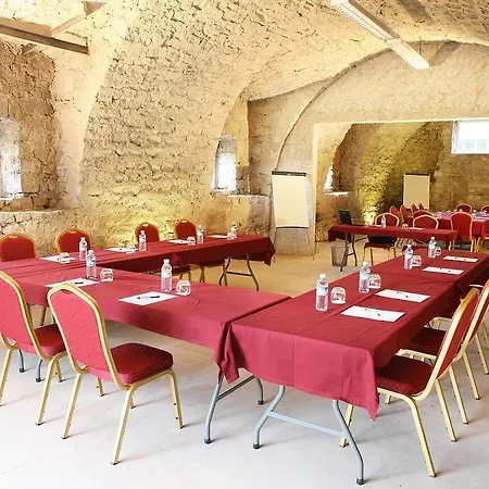 Domaine Saint Esteve 3*