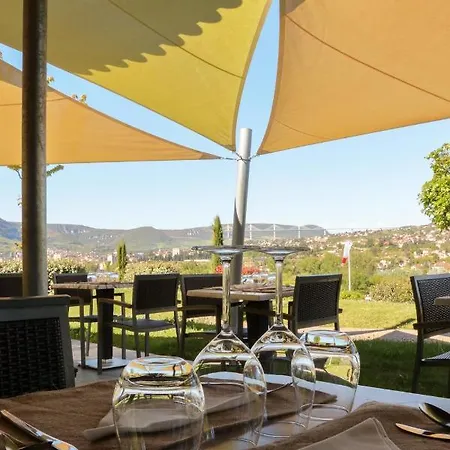 Hotel Domaine Saint Esteve Millau