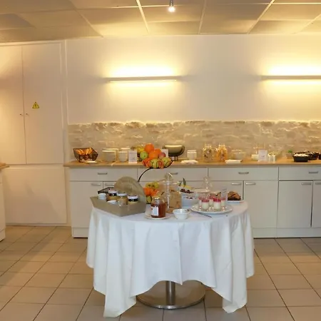 Domaine Saint Esteve 3*